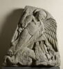 Partie centrale d'un tympan : saint Michel terrassant le dragon, image 1/6