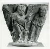 Fragment d'un chapiteau double (?) : l'Annonciation, la Visitation et décor végétal, image 1/7
