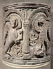 Parapet d'ambon orné des symboles des évangélistes Luc et Jean, image 1/3