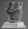 Chapiteau d'angle à décor végétal, image 1/3