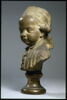 Jeune garçon en costume du XVIII e siècle, image 2/7