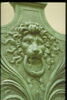 Bouclier orné d'un mufle de lion tenant un anneau et des palmes, image 2/2