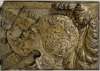 Panneau de boiserie à décor de trophée guerrier, image 1/5