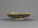 Coupe ronde : six mascarons et fleurs, image 4/4