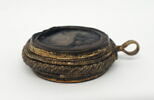 Pendentif circulaire, image 2/3