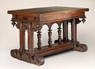 Table à arcature, image 1/7