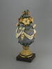 Vase couvert ovoïde monté, image 2/3