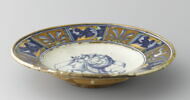 Plat rond : figure de profil casquée, image 3/6