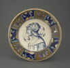 Plat rond : figure de profil casquée, image 1/6