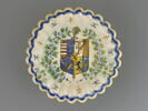 Plat rond godronné : armoiries de Louis de Lorraine, image 1/3