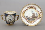 Tasse à deux anses et soucoupe, d'un service (OA 8074-8090), image 4/6