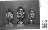 Vase d'ornement forme 