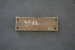 Petite plaque rectangulaire : trois losanges et de deux demi-losanges d'émail blanc inscrivant une petite rosette réservée, image 3/3