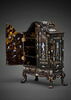 Cabinet, image 2/4