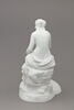 Statuette
Biscuit de porcelaine
 représentant une femme tenant un flambeau d'une main et une coupe de l'autre
Titre gravé : Message, image 3/4