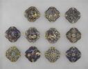 Onze médaillons et huit pentures d'un coffret, image 1/6
