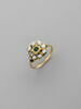 Bague en or avec émeraude entourée de huit petites opales, image 1/4