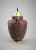 Vase, image 2/5