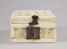 Coffret de mariage : danse mauresque et scènes de jeu et de chasse, image 2/8
