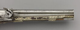 Pistolet à décor incrusté de scènes de chasse, image 3/9