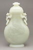 Vase bouteille à décor de phénix, image 4/10