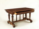 Table à quatre pieds, image 4/9
