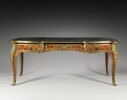 Bureau plat, dit 
