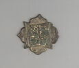 Eléments aux armes et emblèmes de Louis de Guyenne : médaillon du dauphin, image 1/2
