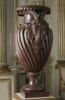 Paire de vases aux têtes de boucs, image 4/4