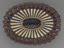 Plat ovale : décor rayonnant de torsades, image 1/4