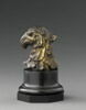 Statuette : tête de rapace, image 5/5