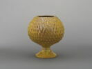 Vase en forme de pomme de pin, image 1/3