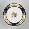 Assiette bleu lapis et décor de fleurs, image 1/6