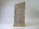 stèle, image 2/2