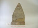 stèle, image 1/2