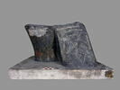 statue, image 3/11