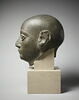 statue, image 3/10