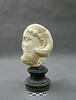 statue, image 3/5