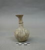 vase, image 3/3