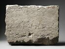 bloc ; dalle ; document écrit, image 2/6