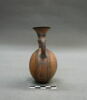 vase, image 3/3