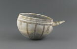 vase, image 1/4