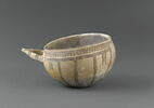 vase, image 2/4