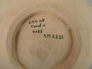 vase, image 2/2