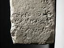bloc ; stèle ; document écrit, image 6/6
