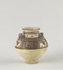 vase, image 3/3