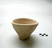 vase, image 2/2