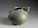 vase, image 1/3