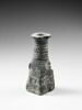 vase, image 5/9