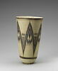 vase, image 2/4